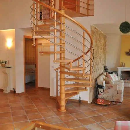 Stylish 3-bedroom Flat - Excellent Location. * Chania (Crete)