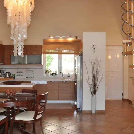 Stylish 3-bedroom Flat - Excellent Location. Ferienhaus *