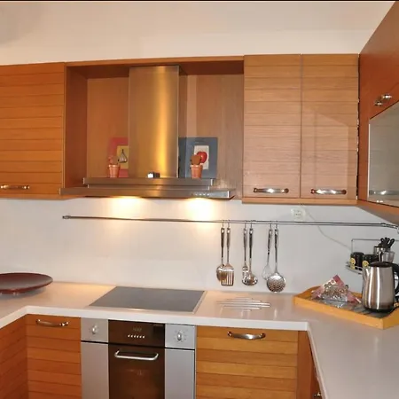 Stylish 3-bedroom Flat - Excellent Location. * Chania (Crete)